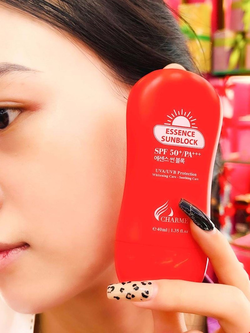 Kem Chống Nắng Charme Essence Sunblock Spf50/Pa+++