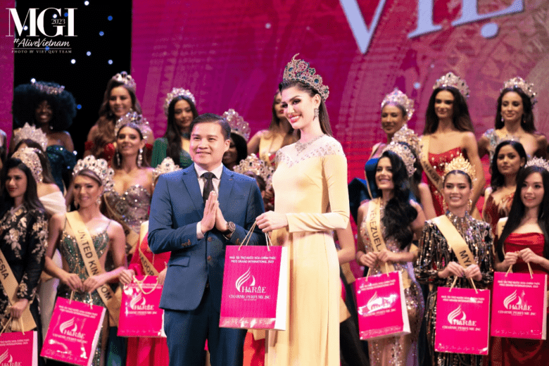 Chủ Tịch Hđqt Charme Perfume Võ Sỹ Đạt Chính Thức Ký Kết Tài Trợ Miss Grand International 2023