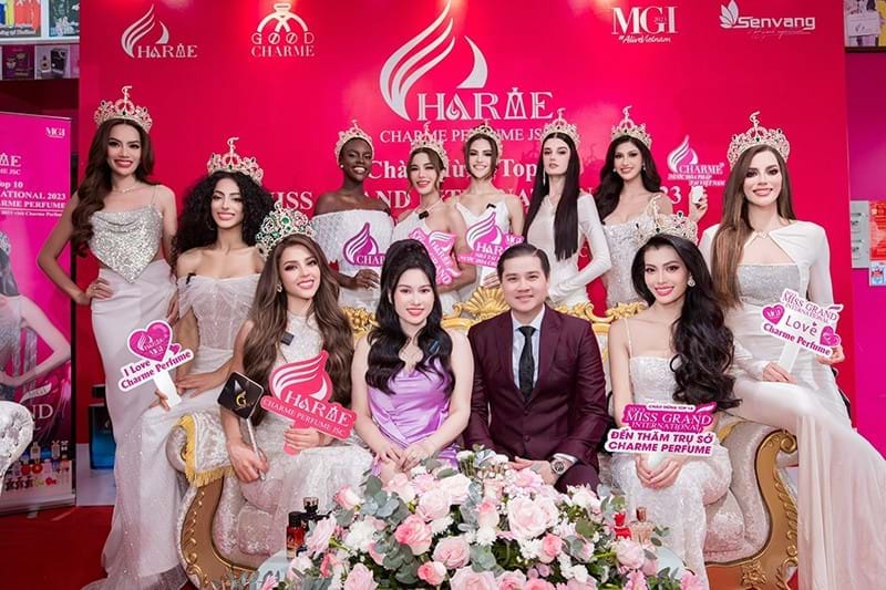Vừa Đăng Quang, Top 10 Miss Grand International Đến Trụ Sở Nước Hoa Charme Perfume Để Tri Ân Thương Hiệu