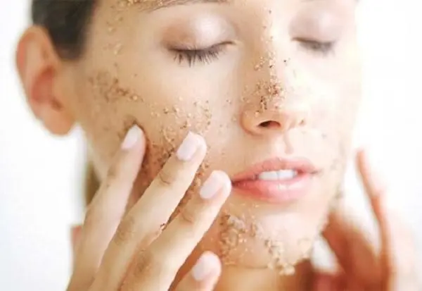 Cùng Charme hoá giải những hiểu lầm về việc tẩy tế bào chết cho da