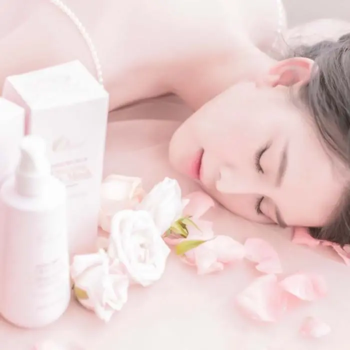 CÁCH SỬ DỤNG KEM Ủ TRẮNG DA TOÀN THÂN HIỆU QUẢ