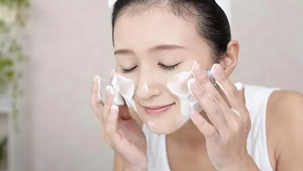 Hô biến lỗ chân lông từ to hóa nhỏ cực kỳ đơn giản nhờ thường xuyên làm điều này