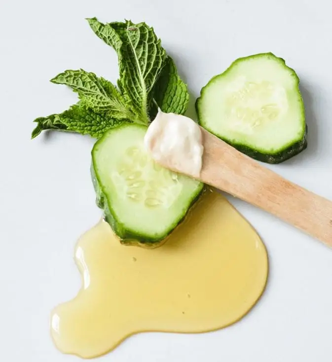 Cách làm mặt nạ dưa chuột đúng chuẩn cho da dầu: Lạ mà quen!