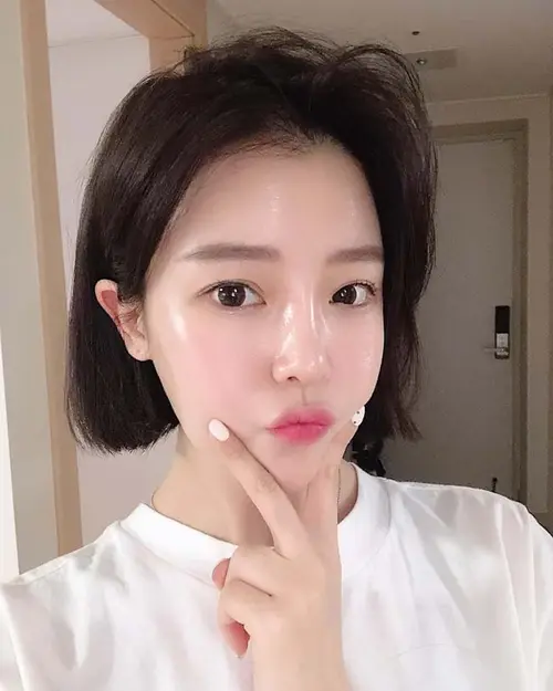 4 Thói quen cho làn da khô căng mịn mướt ẩm cả một ngày dài