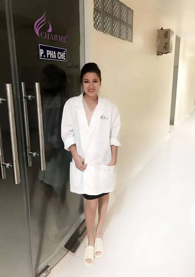 Nước hoa Charme pha chế và nhập tinh dầu 100% từ Pháp Chỉ thực hiện công đoạn ủ và đóng gói tại Việt Nam nên chất lượng đạt chuẩn tuyệt đối