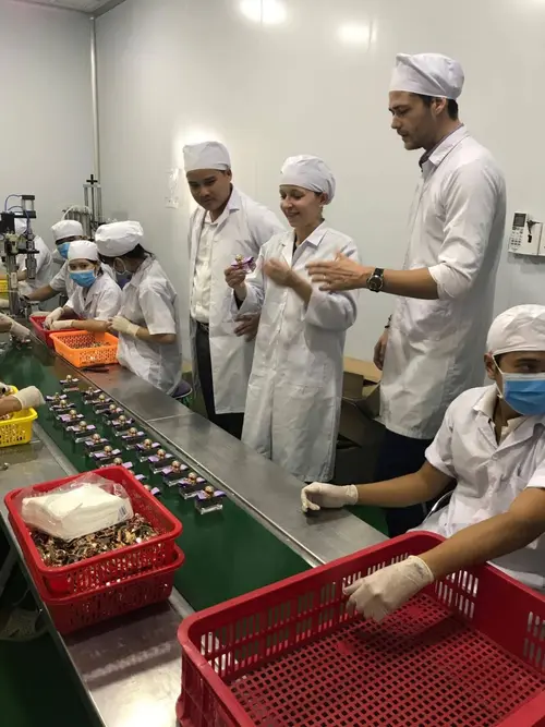 QUÁ TRÌNH SẢN XUẤT NƯỚC HOA CỦA CÁC HÀNG HIỆU NỔI TIẾNG